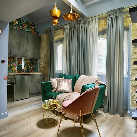 Queen 3 Apartment, In The Heart Of Corfu Historical Old Town Center Eksteriør billede