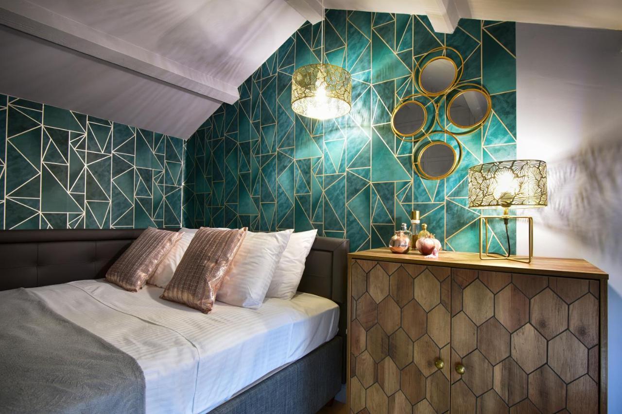 Queen 3 Apartment, In The Heart Of Corfu Historical Old Town Center Eksteriør billede