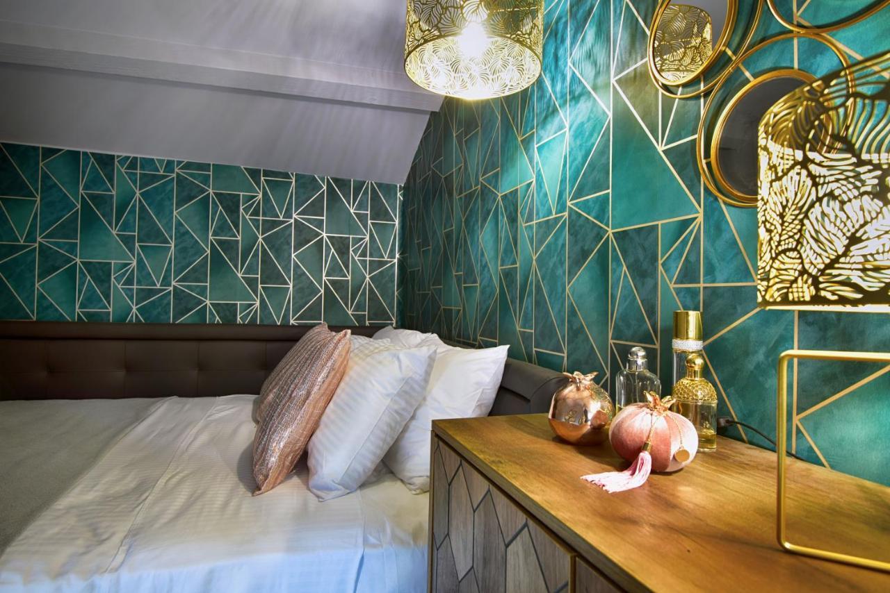 Queen 3 Apartment, In The Heart Of Corfu Historical Old Town Center Eksteriør billede